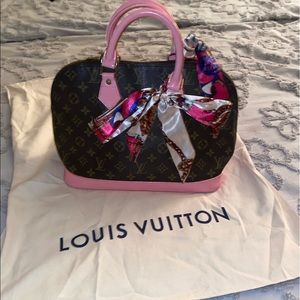 Louis Vuitton Tote (AUTHENTIC)
